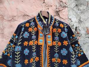 Chaqueta de terciopelo bordada estilo bohemio súper fino indio, abrigo de lujo, chaqueta artesanal Suzani - Product Image 2