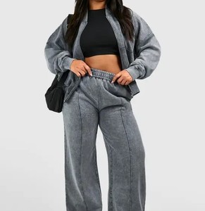 Conjunto Deportivo de Mujer con Cuello Redondo, Sudadera de Felpa de Algodón y Pantalones Jogger, Logotipo Personalizado, Fabricante OEM ODM, Chándal con Ribetes - Product Image 3