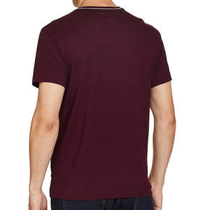 T-shirt pour homme en gros, OEM, haute qualité et confortable, séchage rapide et respirant, style décontracté tendance avec tissu doux - Product Image 2