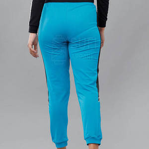 Pantalones Deportivos de Mujer, Color Azul con Bloques de Color, Cintura Alta, Cierre Elástico con Cordón, Largura Hasta el Tobillo, con Franja Lateral, Corte Regular - Product Image 3