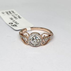 Bague de fiançailles et de mariage de luxe pour femme en or rose 14 carats avec diamant naturel de 0,31 carat et diamants latéraux de 0,17 carat, taille brillant, certifiée IGI - Product Image 1