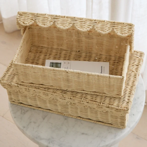 Caja de recuerdos de ratán tejida a mano, caja de almacenamiento duradera estilo rústico con tapa festoneada, hecha en Vietnam. - Product Image 2