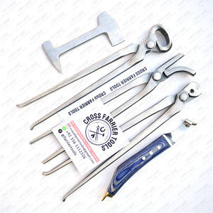 Ensembles d'outils de maréchal-ferrant en acier inoxydable de haute qualité couteau à boucle d'extracteur de chaussure meilleure conception couteau à sabot pointu nouveau Style vétérinaire - Product Image 2