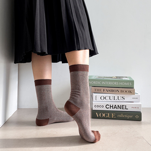 Chaussettes classiques en coton peigné Jacquard pour femmes, mélange de coton respirant, usage quotidien, style régulier, toutes saisons - Product Image 5