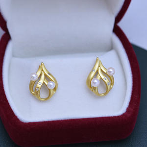 Pendientes de Perlas de Agua Dulce de 4-5 mm, Blancas, de Luz Intensa, Casi Impecables, para Mujer, Plata S925, Forma de Gota, Estilo Simple y Moderno - Product Image 1