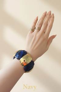 Stylish Handmade Resin Bracelet with Distinctive Color Effects Contemporary Jewelry for Modern <b>Wardrobes</b> - Product Image 3