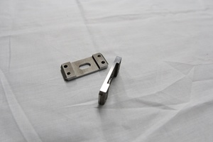 Servicios de mecanizado CNC personalizados de precisión para componentes de aluminio y metal Proveedor de fábrica Ofrece Brochas de fresado de torneado de torno - Product Image 2