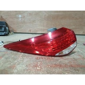 Luz Trasera Izquierda LED para i40 Combi, Sedán 2011-2015, Usada, OEM 924013Z000 - Product Image 3