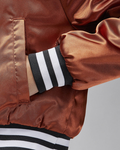 Nouveautés : Vestes universitaires courtes pour femmes, personnalisables, avec manches en laine et corps en laine - Product Image 4