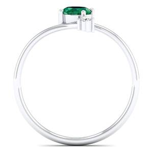 Anillo de Compromiso REYES de Diseño de Lujo con Corte Ovalado, Gema de Esmeralda de 0.35 Quilates en Plata de Ley 925, Certificado GRA, con Moissanita - Product Image 4