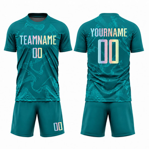 ชุดยูนิฟอร์มฟุตบอลแบบระบายอากาศพิมพ์ลายตามสั่ง ชุดเสื้อและกางเกงขาสั้นฟุตบอลสโมสร โพลีเอสเตอร์คุณภาพสูงสำหรับมืออาชีพ - Product Image 1