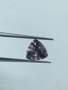 Pierre d'amétrine naturelle de haute qualité, couleur or clair + lavande claire, coupe trilobée, 2 pièces, 2,75 carats, 8 mm, pierre précieuse attrayante et magnifique - Product Image 2