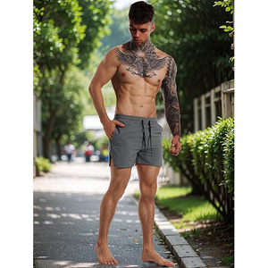 Pantalones Cortos Deportivos Grises de Secado Rápido para Hombre con Cordón Ajustable en la Cintura Elástica, Corte Casual - Product Image 4