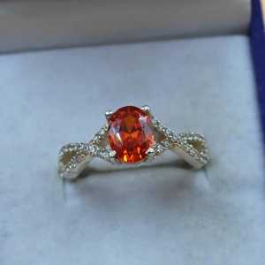 Bague de fiançailles en argent sterling avec zircon orange taille ovale, qualité supérieure, style vintage certifié, bijou élégant, cadeau idéal pour - Product Image 1