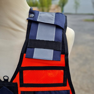 Safety Hi-Vis Reflective Vest Workwear Multi-Pocket Design 100% Polyester Mesh Customizable Color Logo Guard Uniform Men's All - Product Image 4