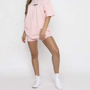 Conjunto de 2 Piezas para Mujer, Shorts y Camiseta de Punto Rosa, Cuello Redondo, Corte Holgado, Estilo Casual de Verano, Transpirable, Color Sólido - Product Image 3
