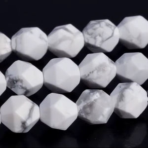 ลูกปัดฮาวไลท์ทรงดาวเจียระไน ลูกปัดพลอยแท้ธรรมชาติ ร้อยเป็นเส้น ขายส่งจำนวนมากสำหรับทำเครื่องประดับ - Product Image 1