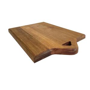 Tabla de Cortar de Madera Rectangular con Asa, Tabla de Cocina con Acabado Natural, Apta para Lavavajillas, Resistente al Moho, con Patas Antideslizantes - Product Image 3