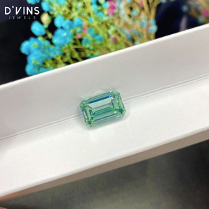 เพชร D'vins Jewels สีเขียวเข้มแบบแฟนซี เจียระไนทรงเอเมอรัลด์ VS1 น้ำหนัก 6.61 กะรัต เพชรเพาะเลี้ยงในห้องปฏิบัติการ สำหรับทำเครื่องประดับ - Product Image 1