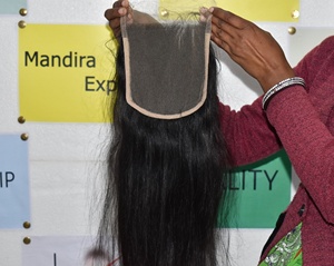 Extensions de cheveux humains Remy vierges à cuticules alignées, de donneur unique, indiennes brutes, couleur naturelle, avec closure double trame 5*5, fabriquées à la machine - Product Image 6