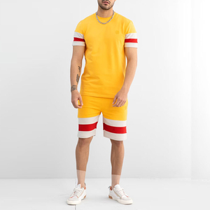 Ensemble décontracté pour homme en coton doux 100 %, respirant, pour l'été, avec t-shirt à manches courtes et short assorti, style imprimé décontracté - Product Image 1