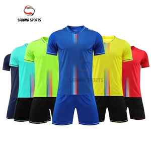 Nuevo Diseño, Uniformes de Fútbol Blancos al por Mayor, Secado Rápido, Logotipo Personalizado, Nombre del Equipo, Uniforme de Fútbol, Conjuntos de Camisetas de Fútbol para Hombre - Product Image 4