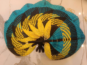 Éventail classique rafraîchissant en bambou naturel peint à la main pour les vacances, les festivals en plein air, les voyages, la plage et les soirées estivales - Product Image 2