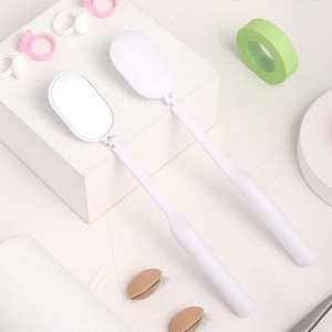 Espejo de Maquillaje Artístico Glamuroso Contemporáneo con Iluminación, Aumento 3X, Espejo Cosmético de Doble Cara - Product Image 4