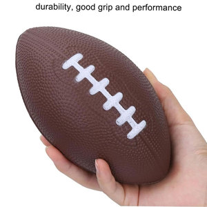 Ballon de rugby personnalisé avec logo imprimé, léger, facile à saisir, en matériaux de qualité supérieure, en vente en ligne - Product Image 5