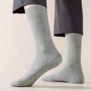 Chaussettes unisexes de haute qualité fabriquées au Pakistan, neuves, pas chères, sur mesure, vente en gros, design OEM, chaussettes de sport pour hommes, vente en ligne. - Product Image 4