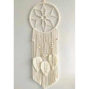 Décoration murale en macramé artisanale avec perles en bois - Design contemporain, forme rectangulaire, vente en gros en Inde - Product Image 3