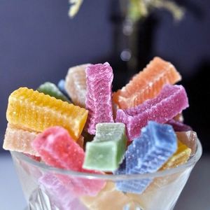 Gummies de mousse d'algues de qualité supérieure - Saveurs naturelles de fruits frais - Fournisseur Vietnamien - Marque Viet Delta - Emballage en sachet multicolore - Product Image 1