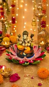 Siège décoratif Ganpati Lotus Aasan pour la Pooja, idéal pour Ganesh Chaturthi, l'Idole de Ganpati, le Mandir, le Temple à Domicile et la Décoration Festive - Product Image 6