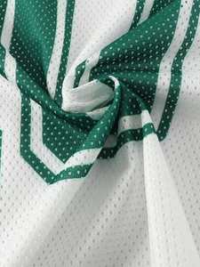 Camiseta Deportiva Oversize de Malla Sublimada Verde y Blanca para Equipo, Estilo Crop Boxy, con Logotipo Personalizado de Fábrica - Product Image 5