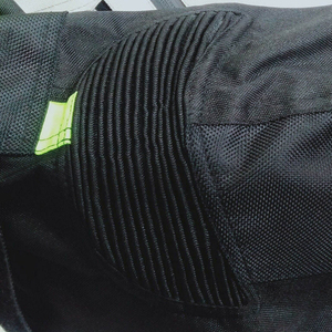 เสื้อแจ็คเก็ตมอเตอร์ไซค์แบบ unisex สะท้อนแสง แขนยาว กันลม ดีไซน์สีตัดกัน เหมาะสำหรับฤดูหนาว ผลิตจากโพลีเอสเตอร์ รับออกแบบตามสั่ง - Product Image 6