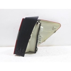 ที่วางหลอดไฟท้ายซ้ายด้านหลังซ้าย รุ่น B-class มือสอง OEM A1698202564 - Product Image 5