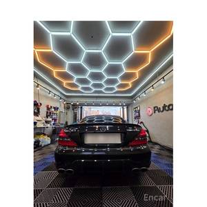 เมอร์เซเดส-เบนซ์ เอสแอล-คลาส เอสแอล63 เอเอ็มจี ปี 2010 ระยะทาง 68,000 กม. พวงมาลัยซ้าย - Product Image 2