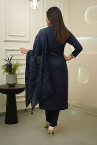 Kurti de Rayón Slub con Bordado para Mujer, Pantalón de Rayón Slub, Dupatta de Algodón Chanderi, Cuello Mandarín, Ropa Tradicional Étnica - Product Image 2