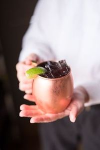 Copper mule beverage mug set for rooftop skyline cocktails hammered finish metal cups durable reusable party mugs - Product Image 2