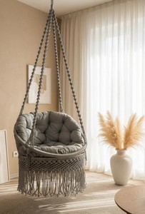 Fauteuil suspendu en macramé – Balançoire d'intérieur bohème avec coussin, chaise en corde de coton faite à la main pour salon, chambre ou balcon - Product Image 3