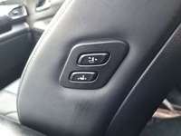 Santa Fe en bon état, essence, blanc, SUV d'occasion, véhicule familial de taille moyenne, utilitaire sport, turbo, cuir, R18, conduite à gauche, couleur foncée