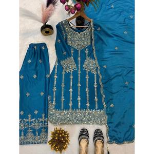 Hermoso Juego superior-inferior y Dupatta con Secuencia de codificación de bordado Trabajo XL Tamaño - Product Image 5