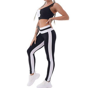 Ensemble de leggings et soutien-gorge de sport pour femmes, noir et blanc, à blocs de couleur, col asymétrique, taille haute, pour yoga et entraînement - Product Image 6