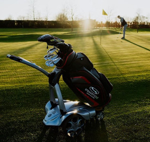 รถเข็นกอล์ฟไฟฟ้า Stewart Golf X10 Follow สีน้ำเงินคาร์บอนไฟเบอร์ - Product Image 6