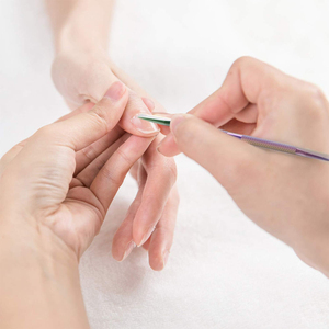 Pousse-cuticules professionnel en acier inoxydable léger et réutilisable, double usage, pour manucure et pédicure, avec logo personnalisé OEM de haute qualité - Product Image 4
