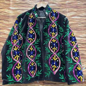 เสื้อแจ็คเก็ตกำมะหยี่ปักมือสำหรับผู้หญิง สไตล์โบโฮลายดอกไม้ เสื้อคลุมสไตล์ชาติพันธุ์ เสื้อคลุมงานฝีมือ - Product Image 2