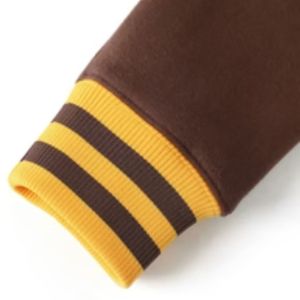 Cárdigan de Forro Polar Marrón Dorado Iota Phi Theta, Ropa Griega de Fraternidad, Suéter con Botones, Ajuste Elegante y Clásico de Primera Calidad - Product Image 6