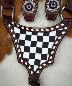 Harnais de cheval en cuir véritable noir et blanc à carreaux, style gladiateur, durable, léger et multifonctionnel. - Product Image 2