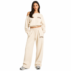 Conjunto de Sudadera y Pantalones Anchos de Moda para Mujer, Color Marfil, Estilo Casual, con Logotipo Personalizado, OEM, Marca Privada, Venta al Por Mayor - Product Image 1