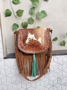 Sac bandoulière en cuir pour femme, style western, avec broderie turquoise, en cuir de vachette, léger, multi-usage, bordure à franges, style bohème, motif lettre - Product Image 2